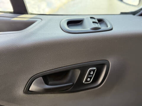 2023 Ford Transit 350 XLT