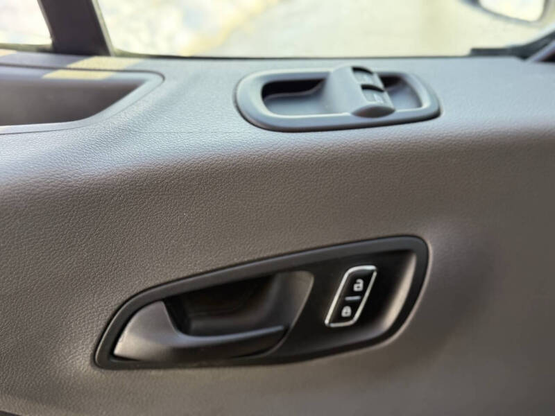 2023 Ford Transit 350 XLT