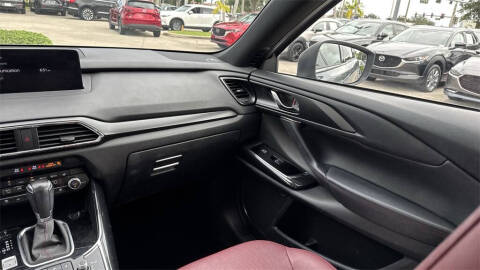 2022 Mazda CX-9 Carbon Edition