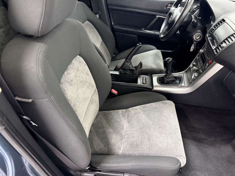 2005 Subaru Outback 2.5i