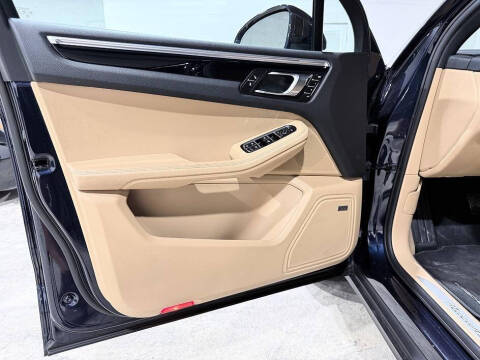 2018 Porsche Macan S