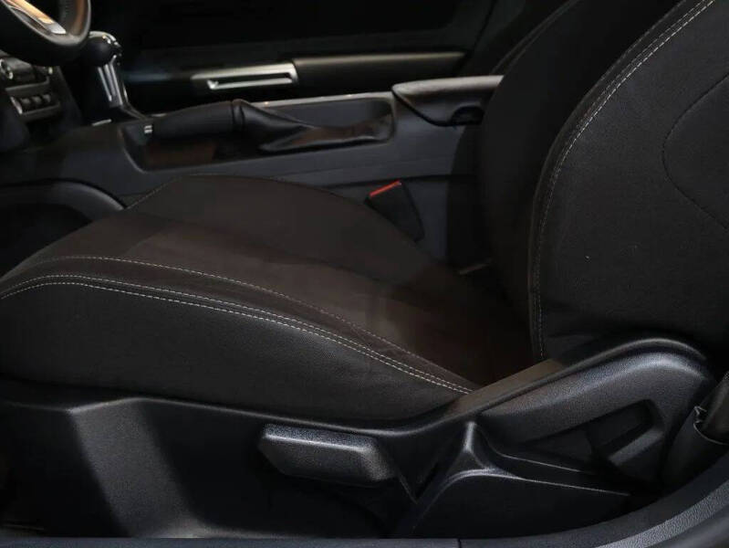 2018 Ford Mustang EcoBoost