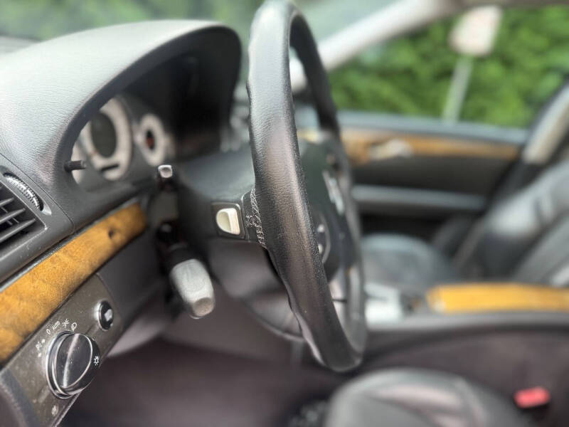 2005 Mercedes-Benz E-Class E 55 AMG