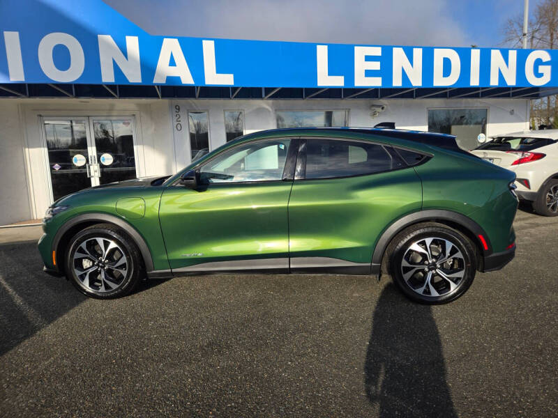 2025 Ford Mustang Mach-E Select