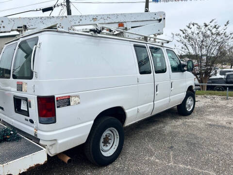 2010 Ford E-Series E-350 SD
