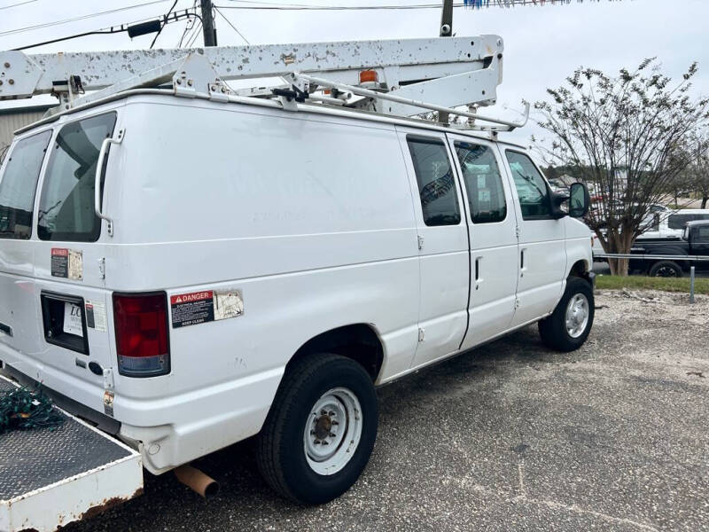 2010 Ford E-Series E-350 SD