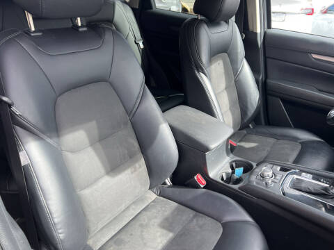 2017 Mazda CX-5 Touring