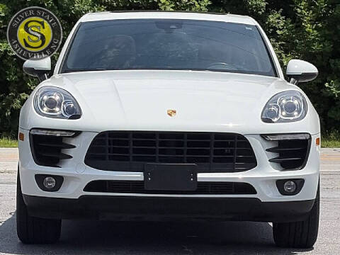 2017 Porsche Macan