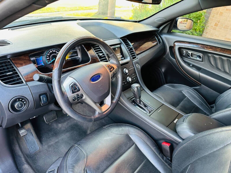 2014 Ford Taurus Limited