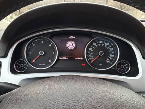 2012 Volkswagen Touareg TDI Sport