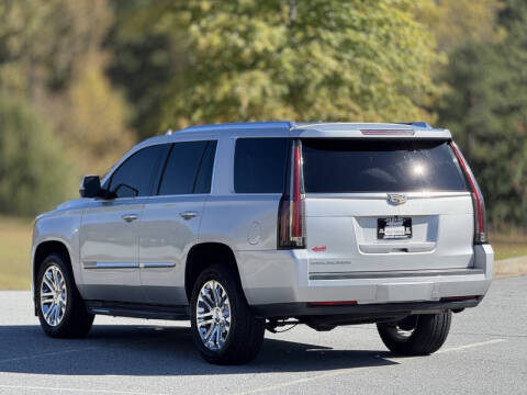 2016 Cadillac Escalade Standard