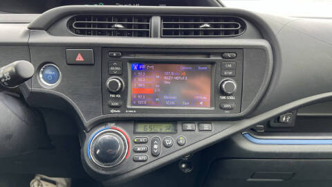 2013 Toyota Prius c Three