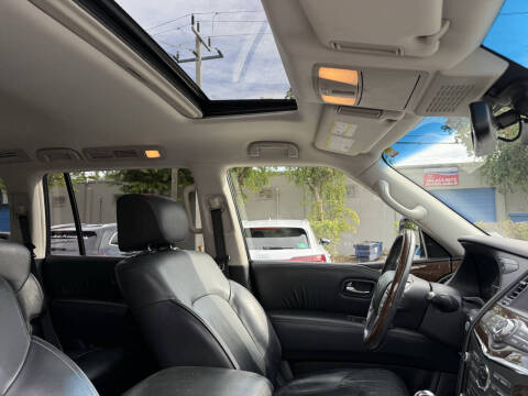 2017 Infiniti QX80 Signature Edition