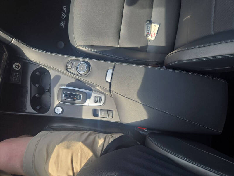 2025 Infiniti QX50 Luxe