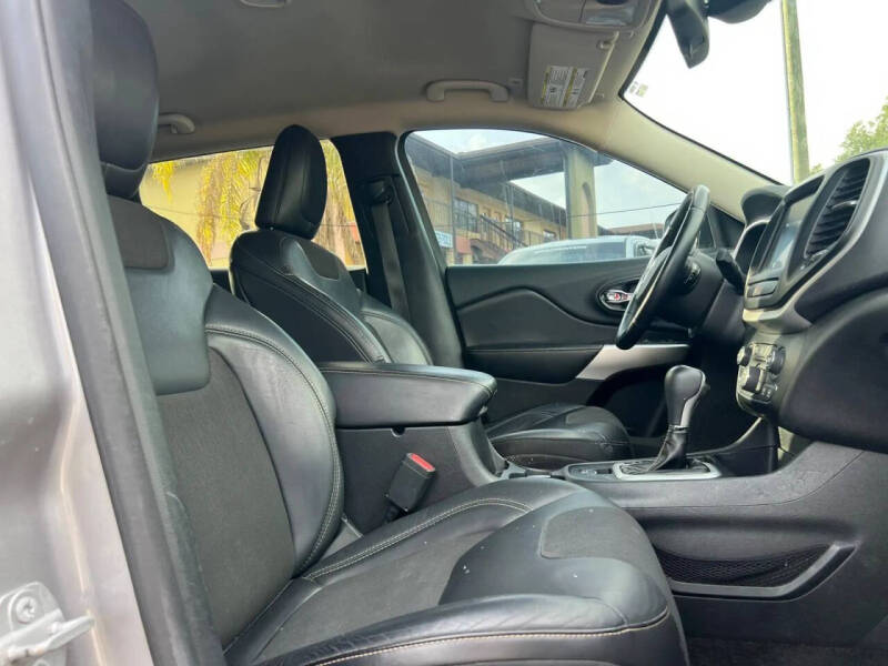 2018 Jeep Cherokee Latitude Plus