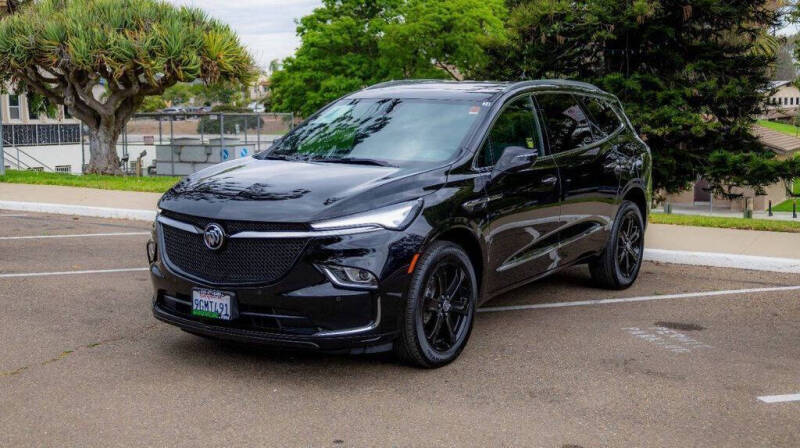 2023 Buick Enclave Essence