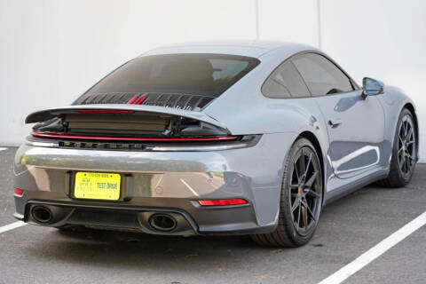 2025 Porsche 911 Carrera