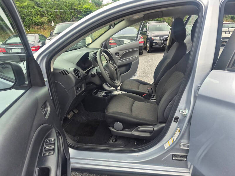 2024 Mitsubishi Mirage ES