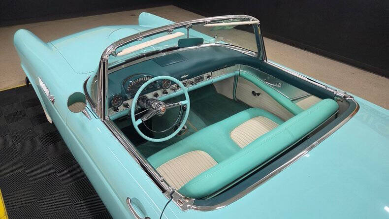 1955 Ford Thunderbird
