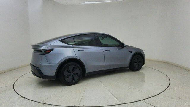 2026 Tesla Model Y Long Range