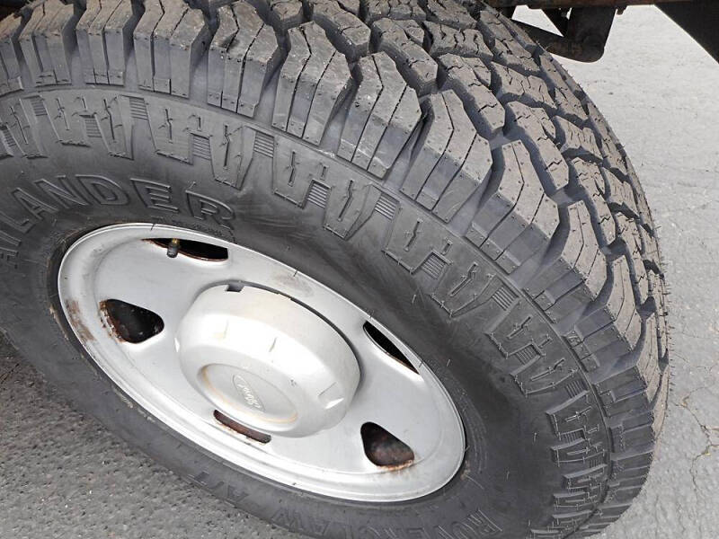 2003 Ford E-Series E-250