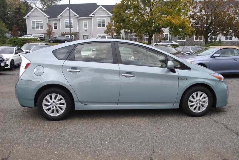 2012 Toyota Prius Plug-in Hybrid