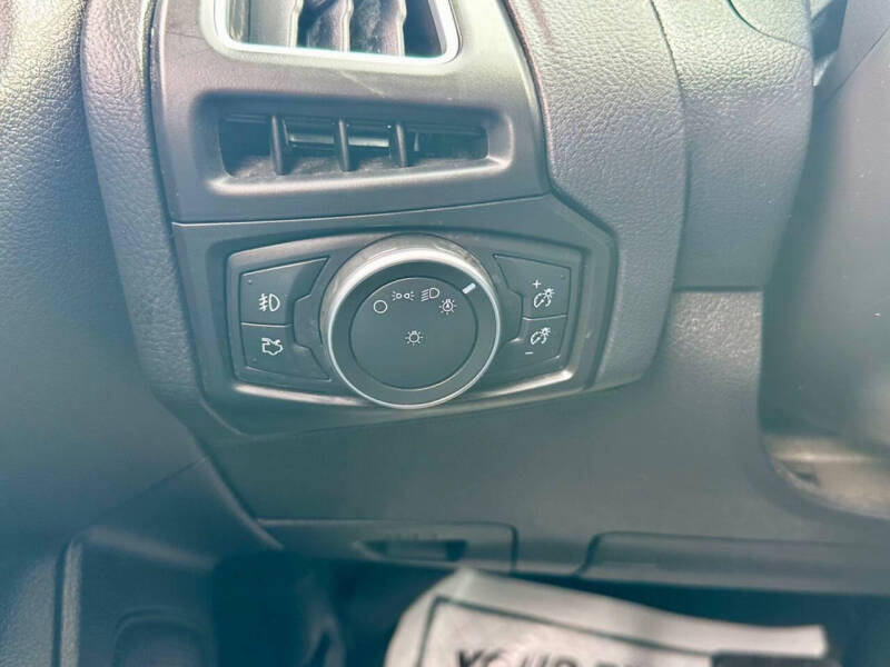 2018 Ford Focus Titanium