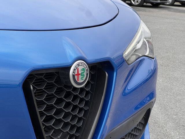 2022 Alfa Romeo Stelvio Veloce