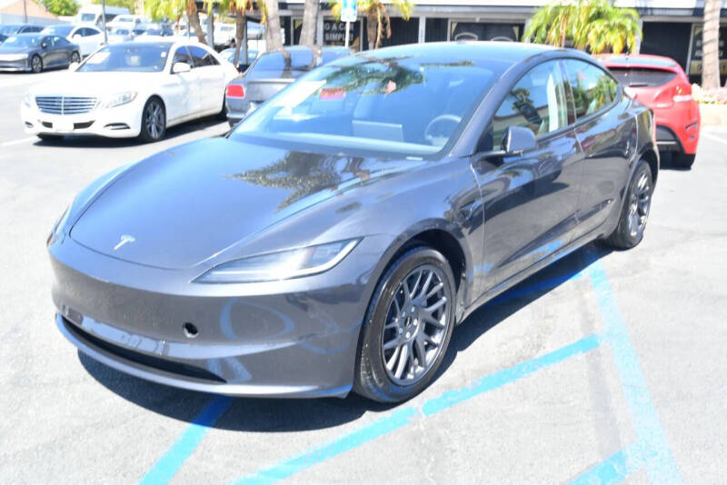 2025 Tesla Model 3 Long Range