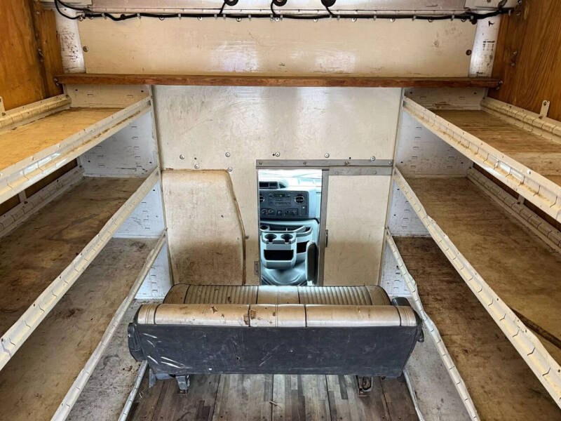 2014 Ford E-Series E-450 SD