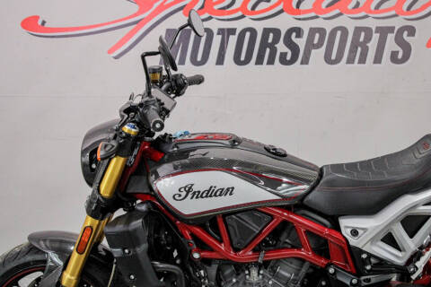 2022 Indian FTR R Carbon
