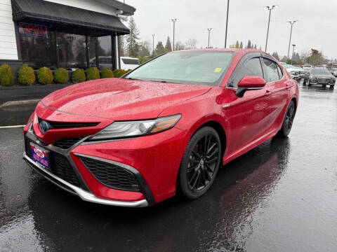 2021 Toyota Camry Hybrid XSE