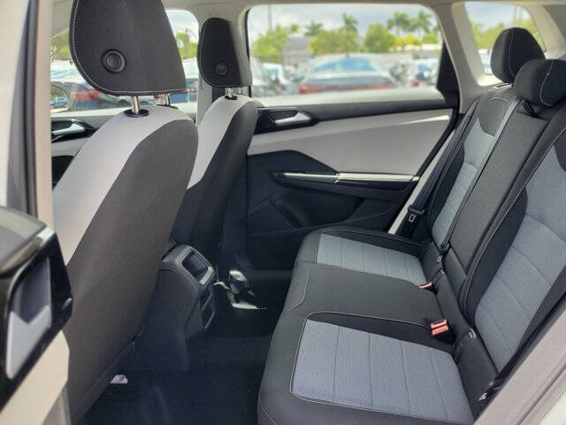 2025 Volkswagen Taos S