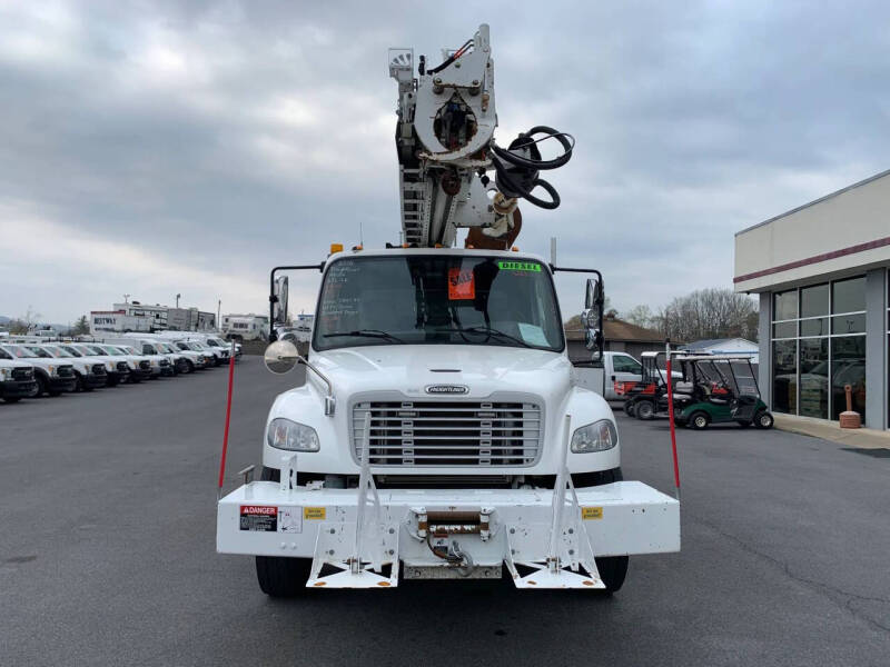 2016 Freightliner M2 106