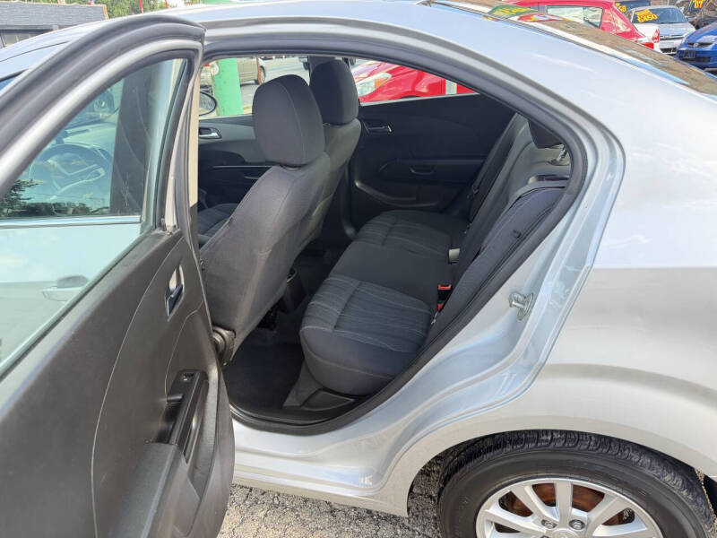 2019 Chevrolet Sonic LT Auto