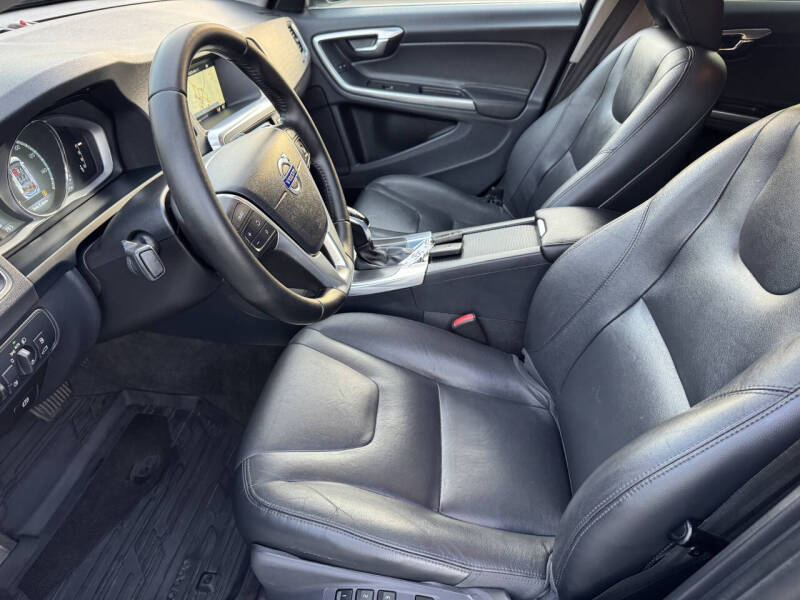 2015 Volvo V60 T5 Drive-E Premier