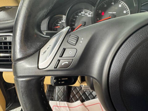 2016 Porsche Panamera