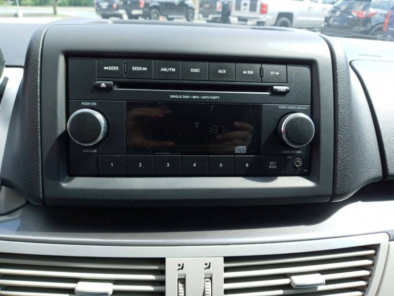 2012 Volkswagen Routan S