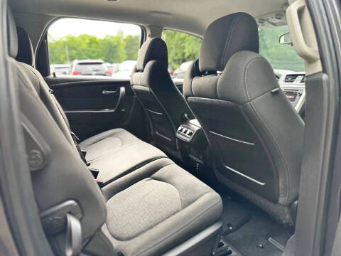 2016 GMC Acadia SLE-1