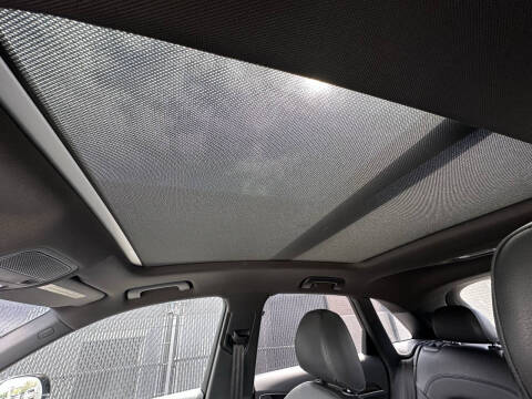 2015 Audi Q3 2.0T quattro Prestige