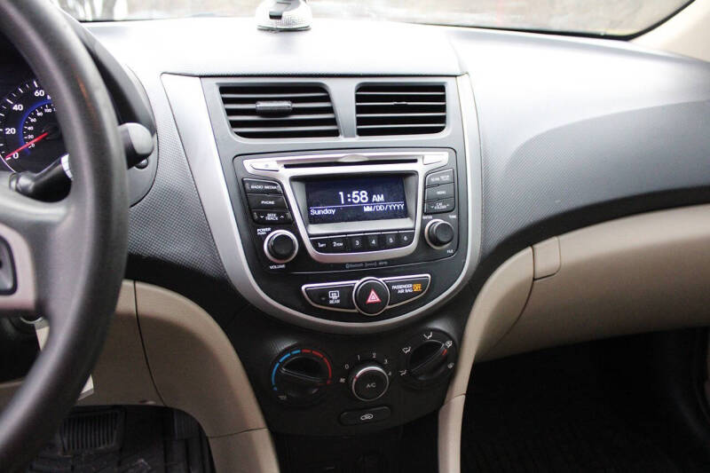 2015 Hyundai Accent GLS