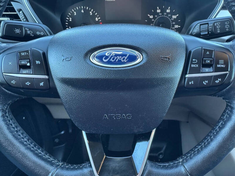 2020 Ford Escape SEL
