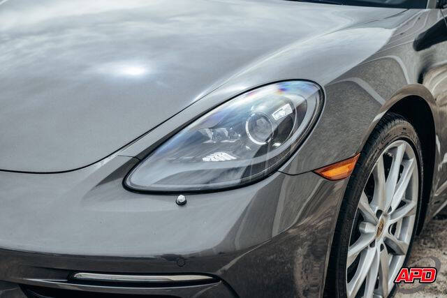 2019 Porsche 718 Cayman