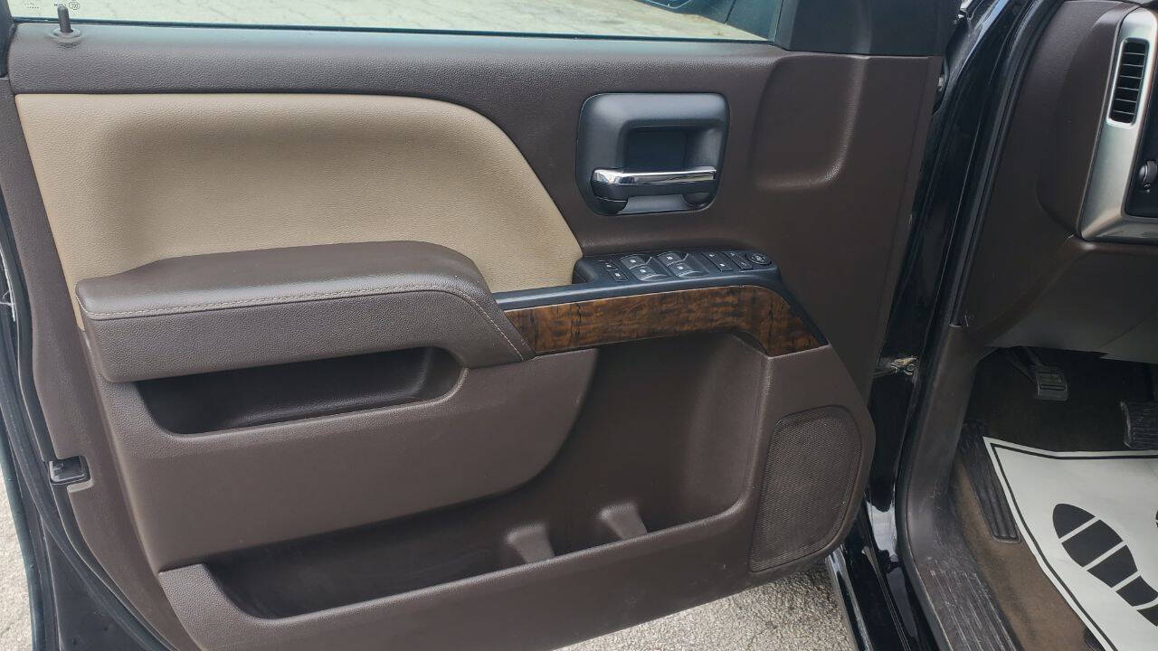 Used Car 2018 Chevrolet Silverado 1500  Lt 4x2 4dr Crew Cab 6.5 Ft. Sb For Sale Under $20,000 In San Antonio, Texas