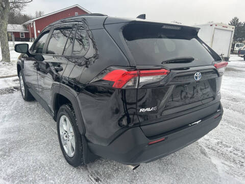 2021 Toyota RAV4 Hybrid XLE