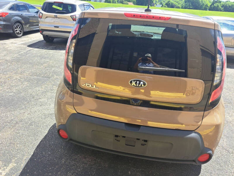 2015 Kia Soul +
