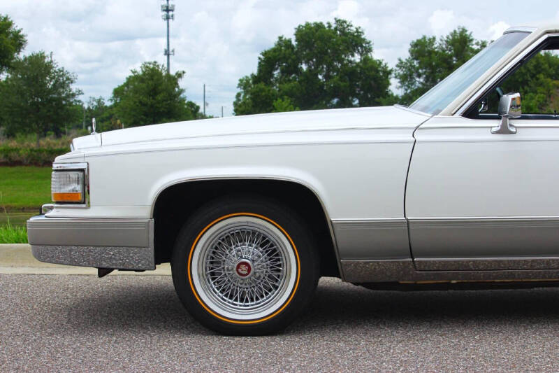 1990 Cadillac Brougham