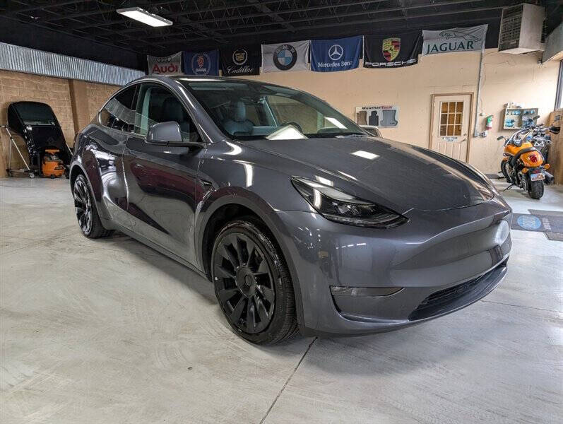 2023 Tesla Model Y Long Range