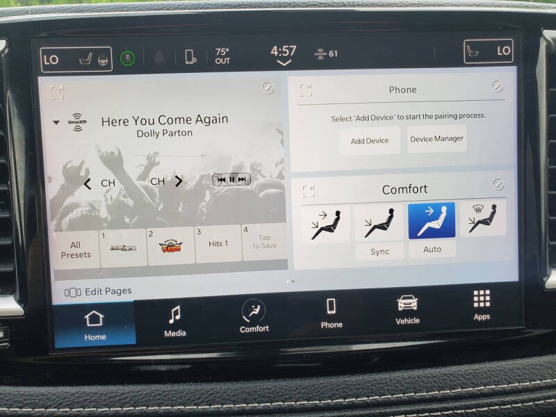2023 Chrysler Pacifica Touring L