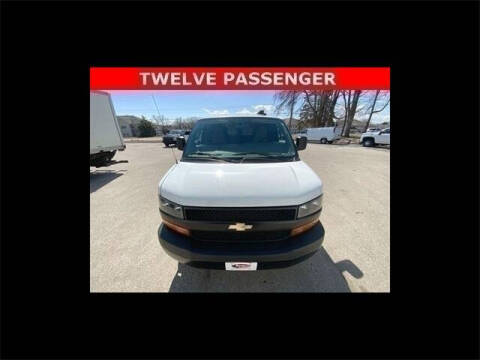 2022 Chevrolet Express LS 3500